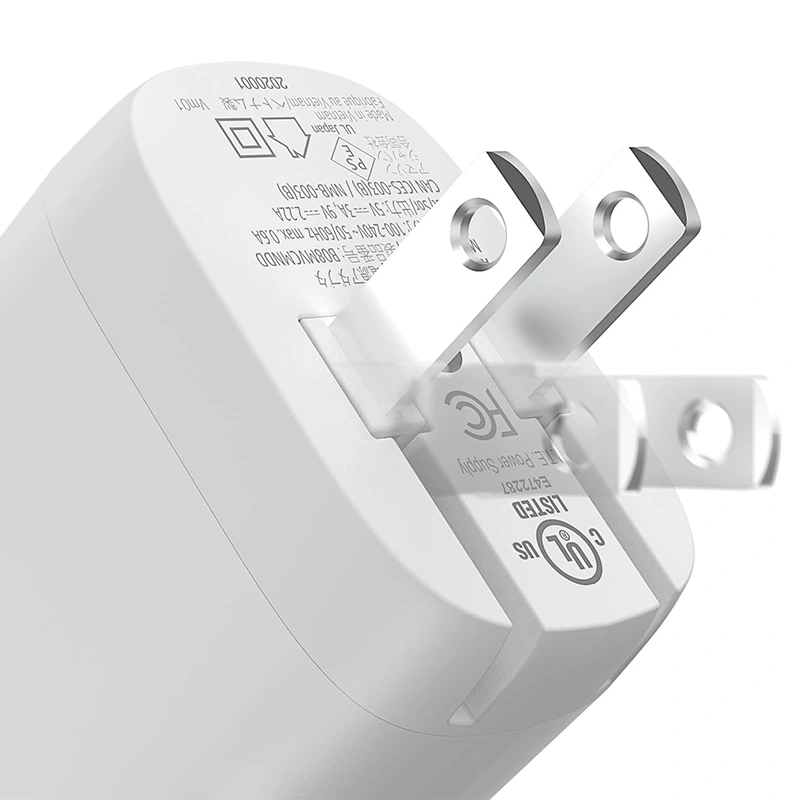 Cargador Amazon Basics 20W 1-Puero USB-C Vista 3